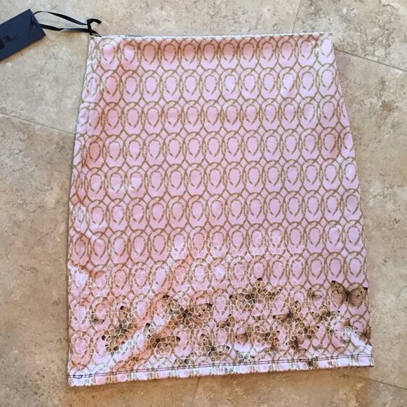 VOLT Design Stretch Skirt Bodycon NWT - Picture 2 of 5